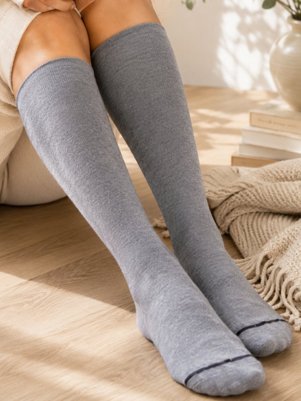 Sigvaris Well Being Basic Non-Compression Knee High Liner Socks Gray